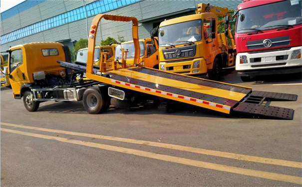 淮北杜集区24小时拖车救援服务电话，淮北杜集区道路救援公司多少钱